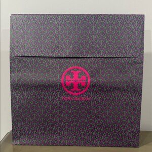 Tory Burch Gift Box